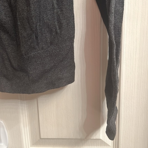 Basic Cardigan 9-2 - Picture 3 of 3